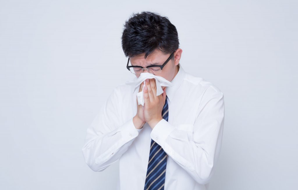 花粉症の患者さんが急に増えた丨花粉の時期、到来です